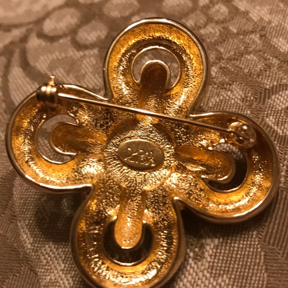 Joan Rivers Pin - Picture 3 of 4